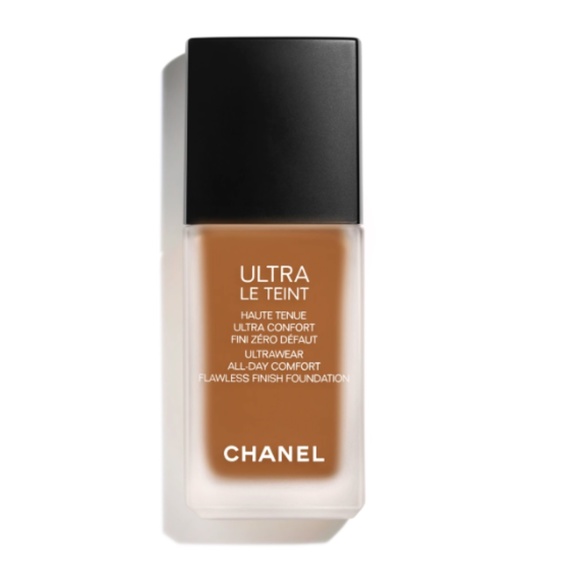 CHANEL Ultrawear All-Day Comfort Flawless Finish Foundation in Shade B140 - Picture 1 of 9